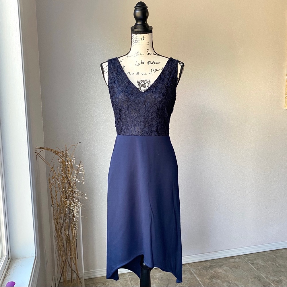 EnFocus Studio NWT Blue Semi Formal Dress